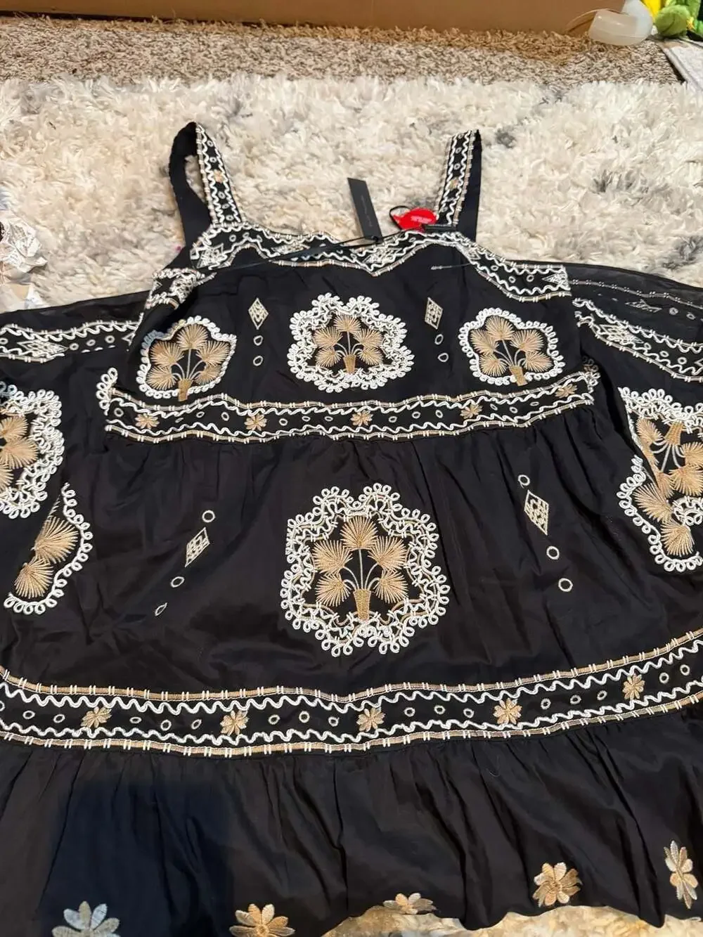 Elie Tahari The Ellisah Embroidered Linen Maxi Dress - Picture 1 of 6